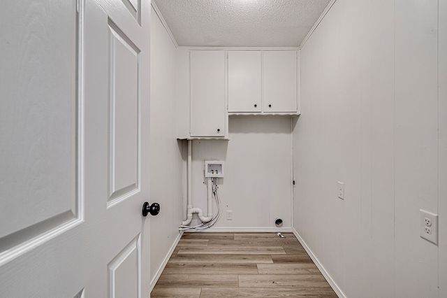 341 Dian Street, Burleson, TX 76028