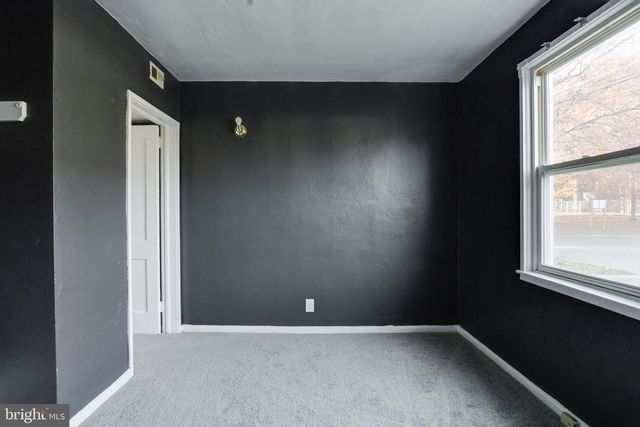 2 CHESAPEAKE CT, Aberdeen, MD 21001