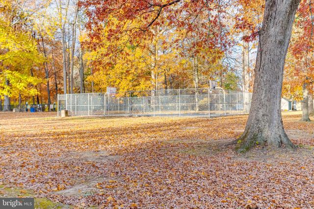 2 CHESAPEAKE CT, Aberdeen, MD 21001