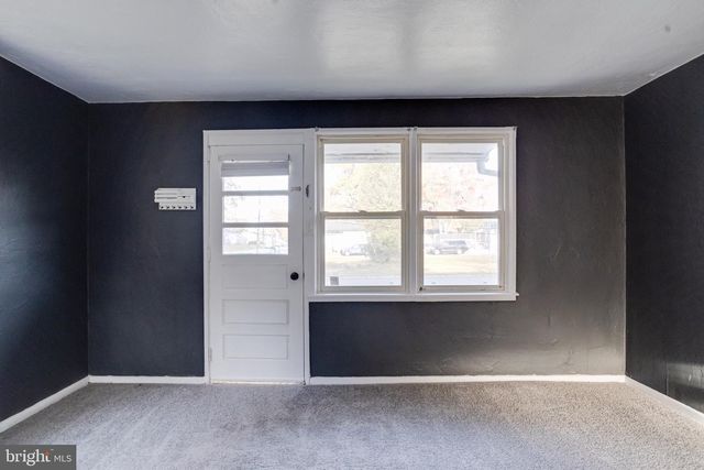 2 CHESAPEAKE CT, Aberdeen, MD 21001