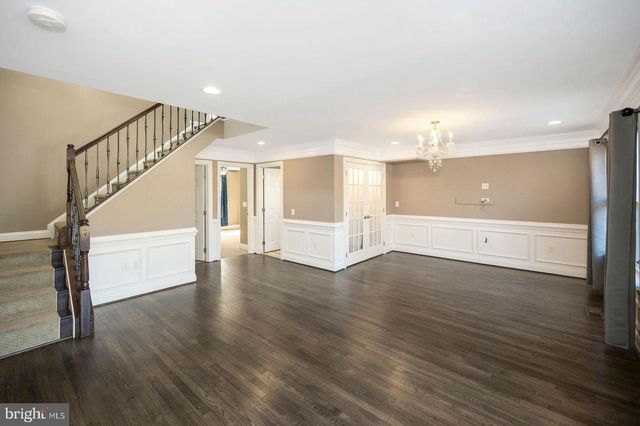 8110 SPRUCE ST, Manassas, VA 20111