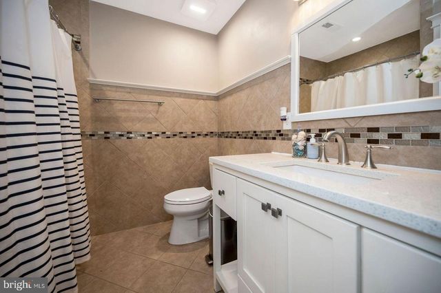 8110 SPRUCE ST, Manassas, VA 20111