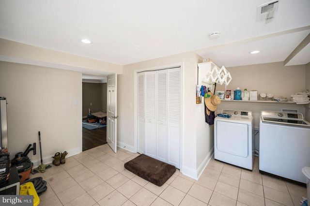 8110 SPRUCE ST, Manassas, VA 20111