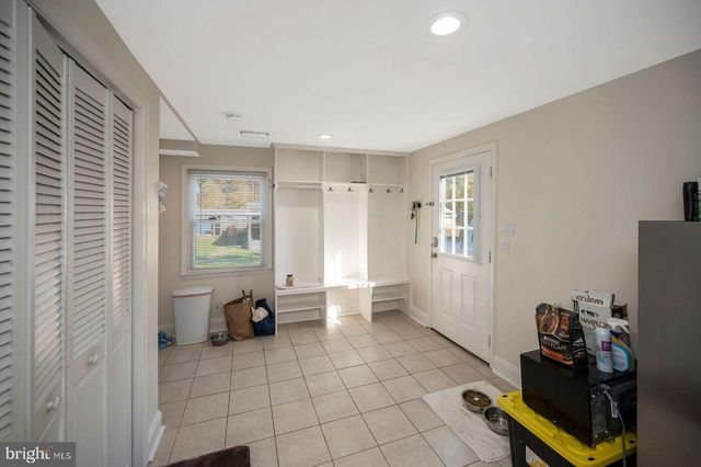 8110 SPRUCE ST, Manassas, VA 20111