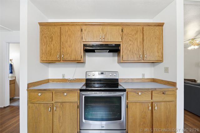 19411 S Champ Johnson Road, Bixby, OK 74008
