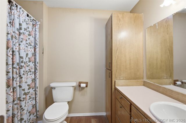 19411 S Champ Johnson Road, Bixby, OK 74008