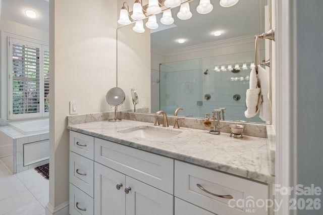 8124 Greencastle Drive, Charlotte, NC 28210