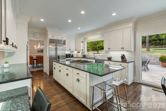 8124 Greencastle Drive, Charlotte, NC 28210