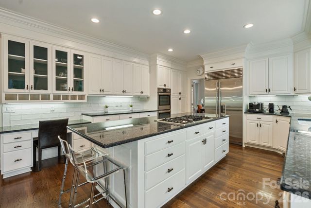 8124 Greencastle Drive, Charlotte, NC 28210