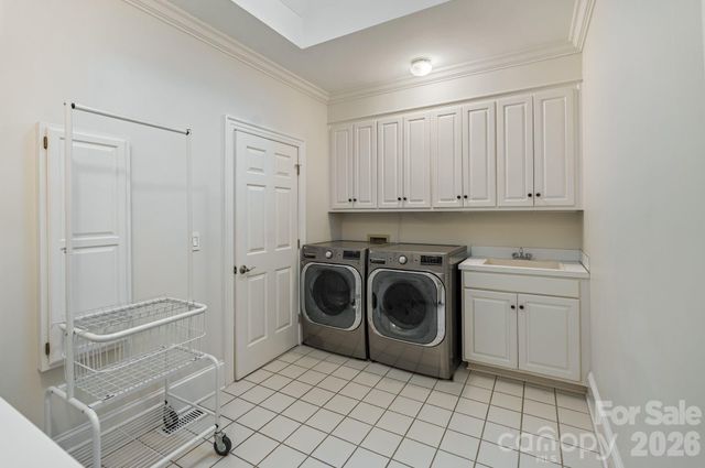8124 Greencastle Drive, Charlotte, NC 28210