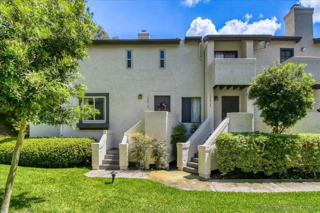 1262 River Glen Row 19, San Diego, CA 92111