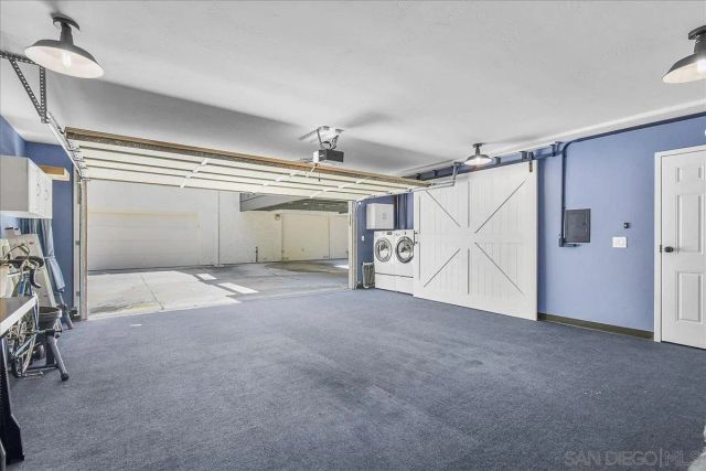 1262 River Glen Row 19, San Diego, CA 92111