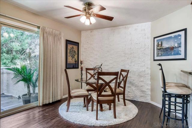 1262 River Glen Row 19, San Diego, CA 92111