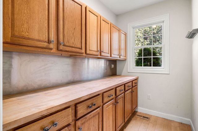 9 Grandview Rd, North Reading, MA 01864
