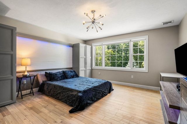 9 Grandview Rd, North Reading, MA 01864