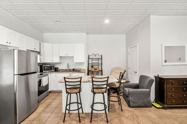 9 Grandview Rd, North Reading, MA 01864