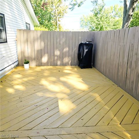 425 Bridle Lane, Berea, OH 44017