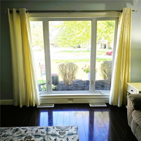 425 Bridle Lane, Berea, OH 44017