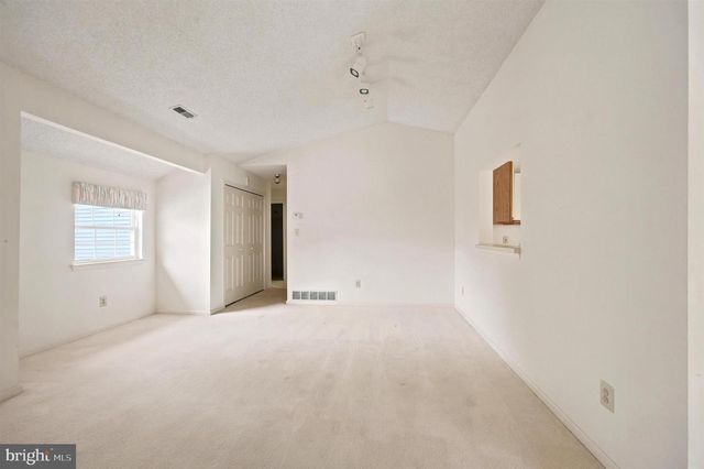 1652 COVINGTON RD, Yardley, PA 19067