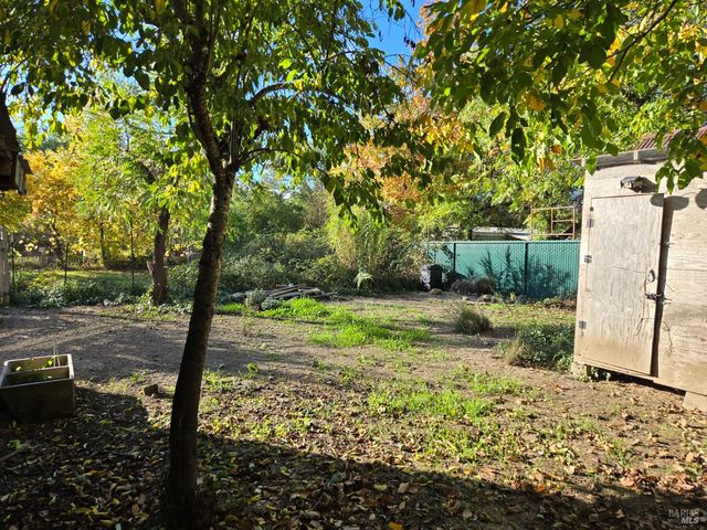 454 Della Ave, Willits, CA 95490