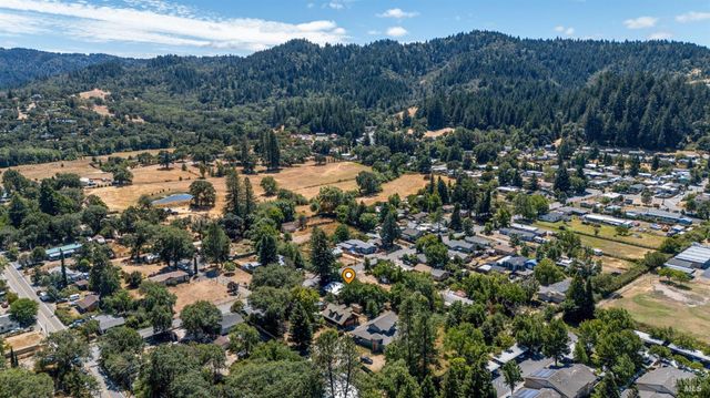 454 Della Ave, Willits, CA 95490