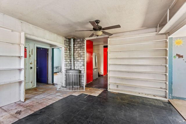 454 Della Ave, Willits, CA 95490