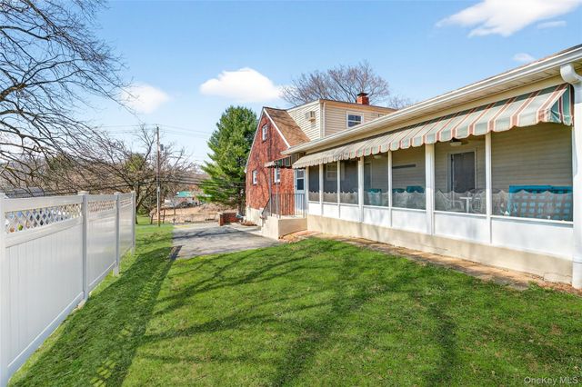 10 Cricketown Road, Stony Point, NY 10980