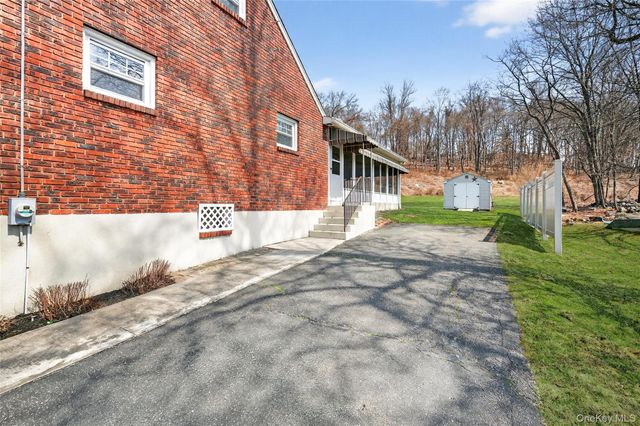 10 Cricketown Road, Stony Point, NY 10980