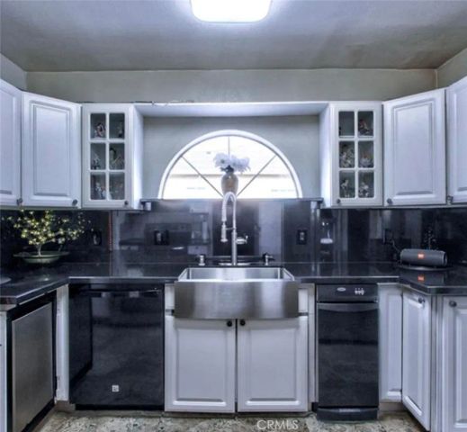 1335 S Woods, Los Angeles, CA 90022