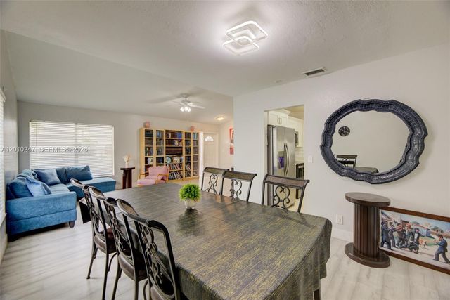 7454 NW 48th Pl, Lauderhill, FL 33319