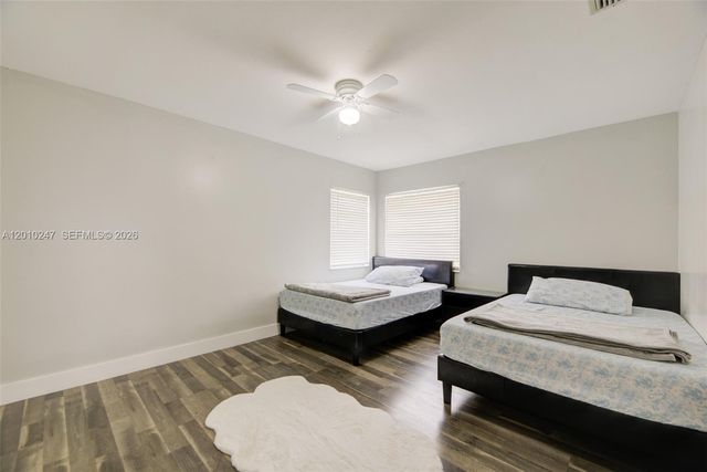 7454 NW 48th Pl, Lauderhill, FL 33319