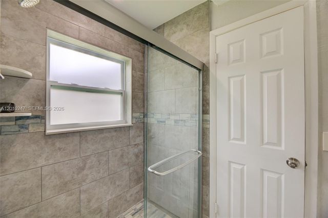 7454 NW 48th Pl, Lauderhill, FL 33319