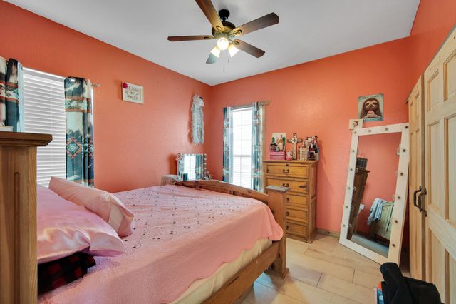 1015 Curry Road, Waxahachie, TX 75167