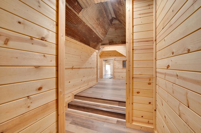 1015 Curry Road, Waxahachie, TX 75167