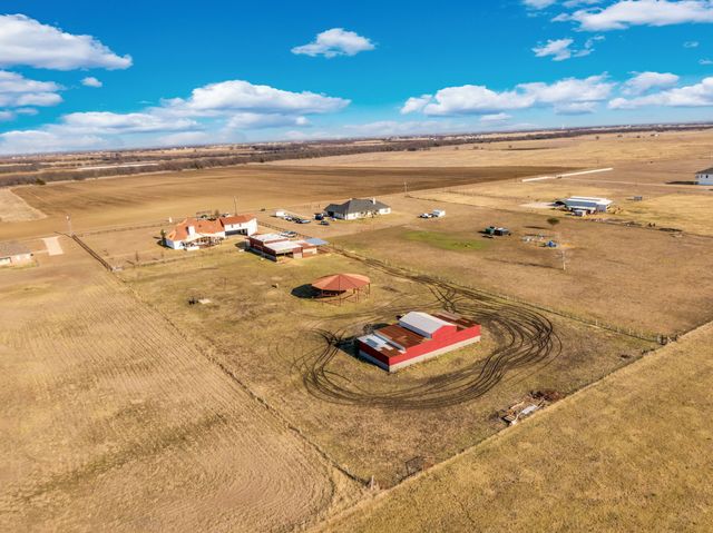 1015 Curry Road, Waxahachie, TX 75167