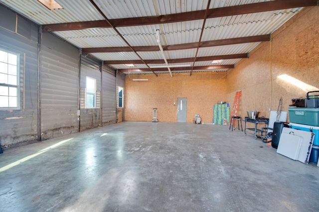 1015 Curry Road, Waxahachie, TX 75167