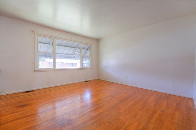 105 Mt. Pleasant Blvd., Manor, PA 15642