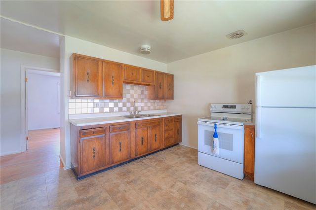 105 Mt. Pleasant Blvd., Manor, PA 15642