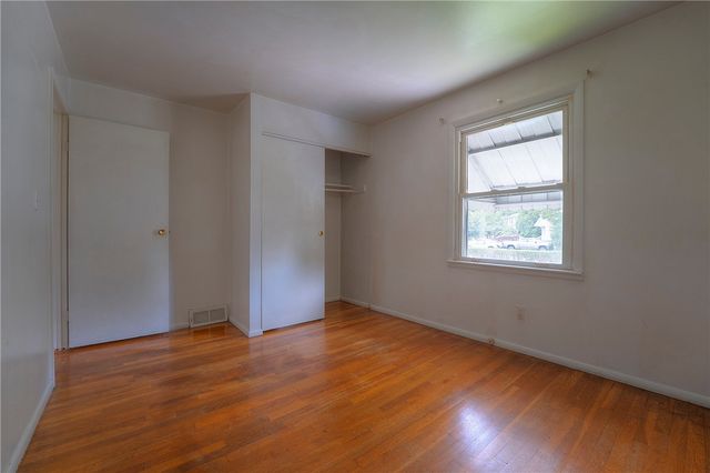 105 Mt. Pleasant Blvd., Manor, PA 15642