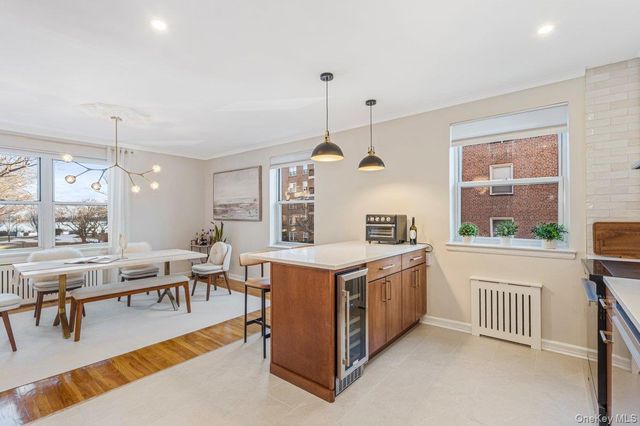 162-01 Powells Cove Boulevard 2D, Beechhurst, NY 11357