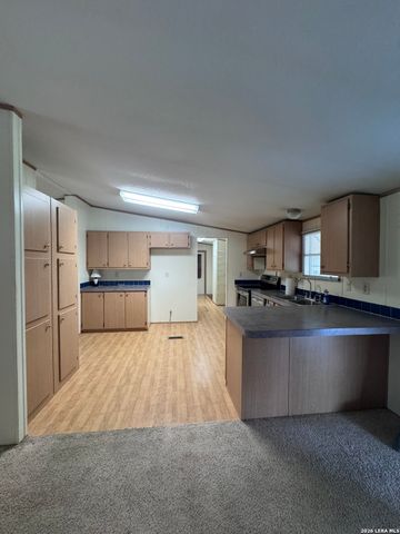 111 Santa Gertrudis, Sutherland Springs, TX 78161