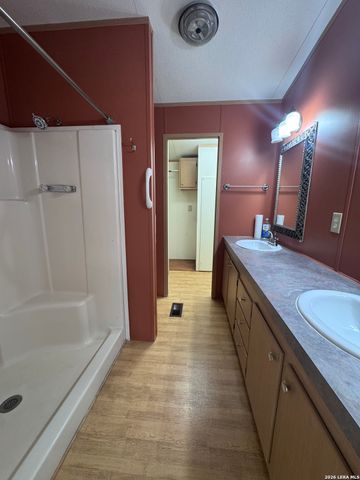 111 Santa Gertrudis, Sutherland Springs, TX 78161