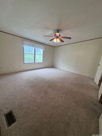 111 Santa Gertrudis, Sutherland Springs, TX 78161