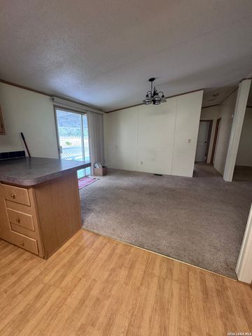 111 Santa Gertrudis, Sutherland Springs, TX 78161