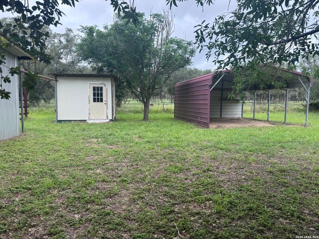 111 Santa Gertrudis, Sutherland Springs, TX 78161