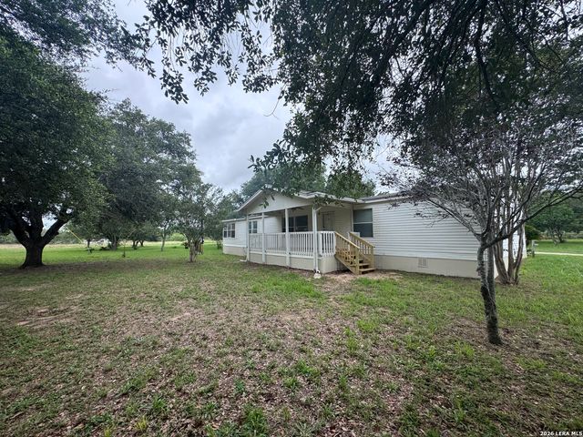 111 Santa Gertrudis, Sutherland Springs, TX 78161