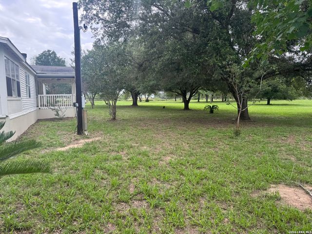 111 Santa Gertrudis, Sutherland Springs, TX 78161