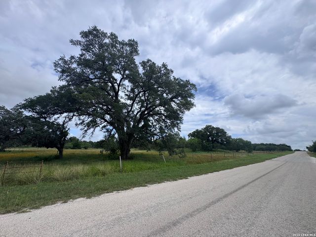 111 Santa Gertrudis, Sutherland Springs, TX 78161
