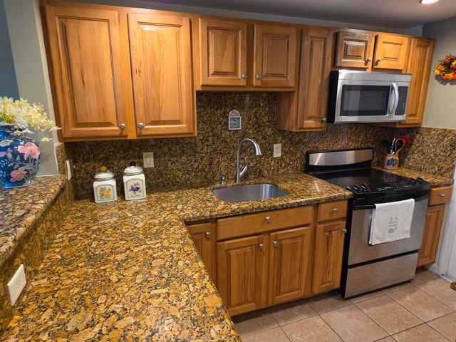 1040 SE 4TH Avenue 219, Deerfield Beach, FL 33441