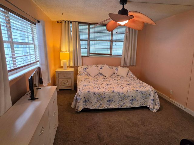 1040 SE 4TH Avenue 219, Deerfield Beach, FL 33441
